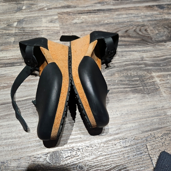 Birkenstock Black Ankle Boots with Cork Wedge - Picture 2 of 8